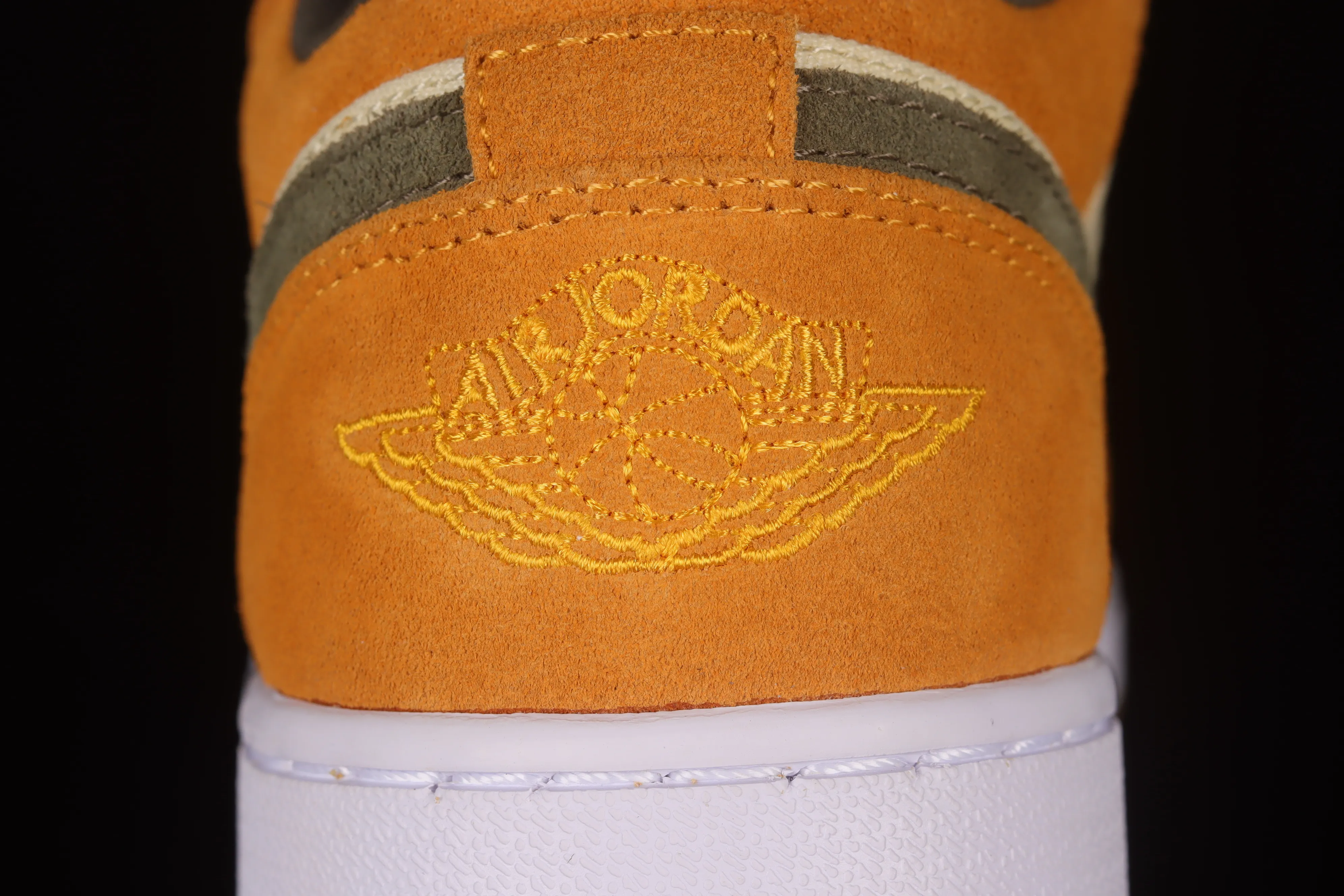 All categories Air Jordan Jordan series basketball shoes Air Jordan 1 Low Z version Air Jordan 1 Low "Ceramic" AJ1 Joe 1 Ugly Duckling low-top basketball shoes DH6931-102